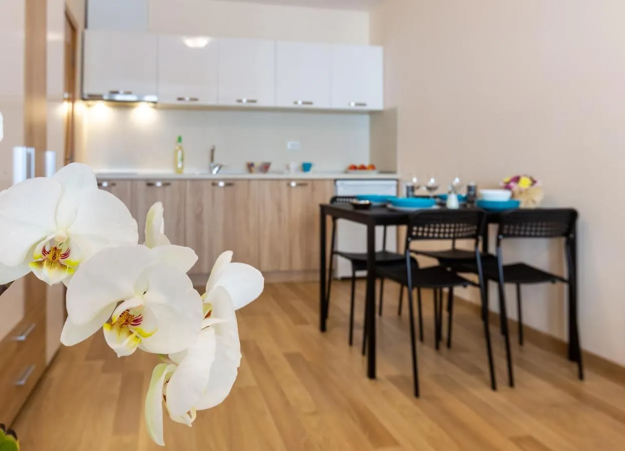 Apartments Flora Burgas